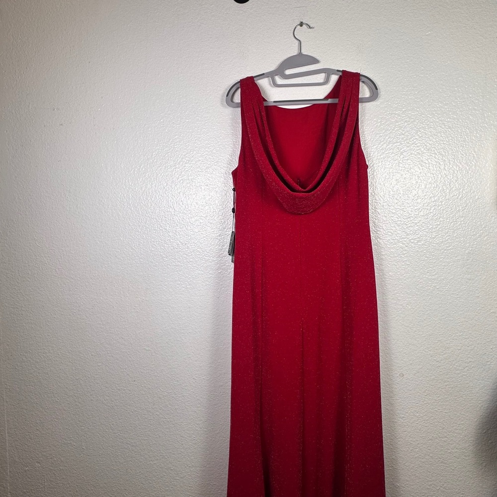 Adrianna Papell Metallic Knit Cowl Back Gown True Red Womens 14 NWT - Picture 7 of 9